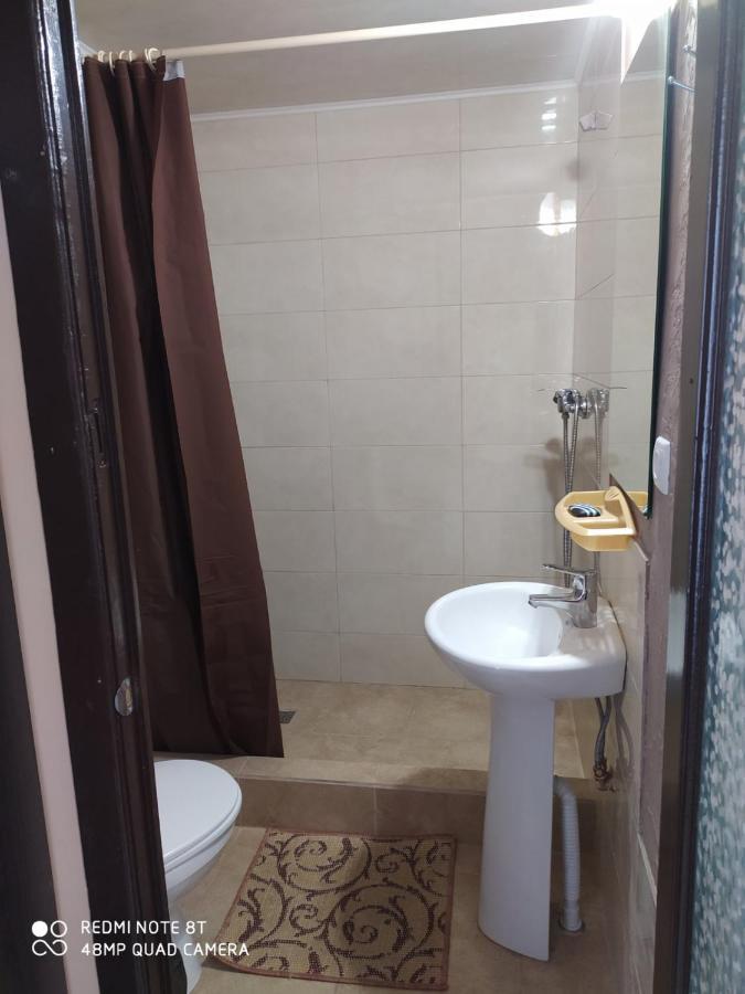Small Guest House Lazurne Exterior photo